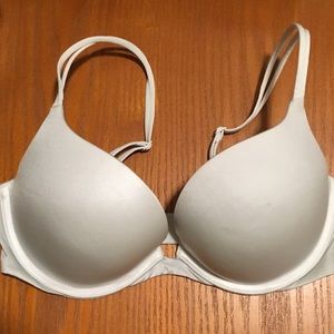Victoria’s Secret Very Sexy Push-Up Bra